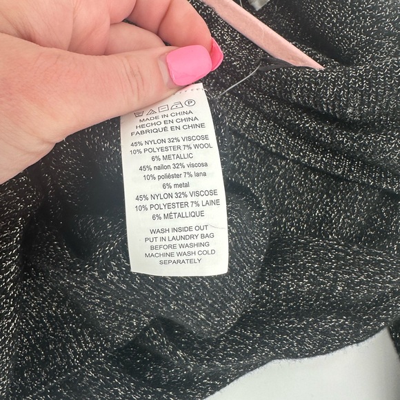 NWT Michael Michael kors black shimmer top size XL - Picture 4 of 4